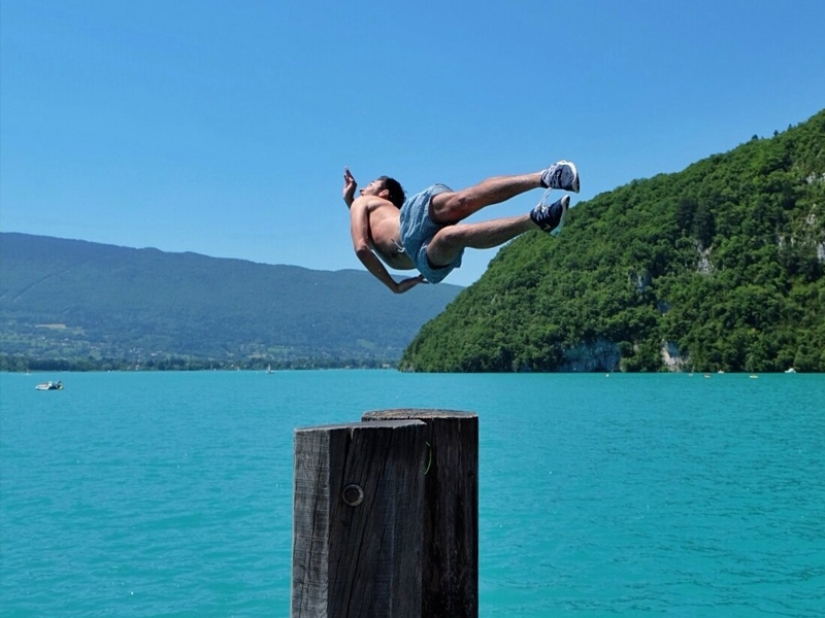 Timely captured frames: 16 photos