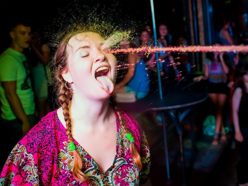 Timely captured frames: 16 photos