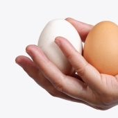 To shave or not to shave — that's the question: the advertisement, in which the girls with moustaches starred, stirred up the network