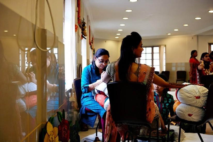 Todos los Hindúes lo Hacen, o una Boda India Real