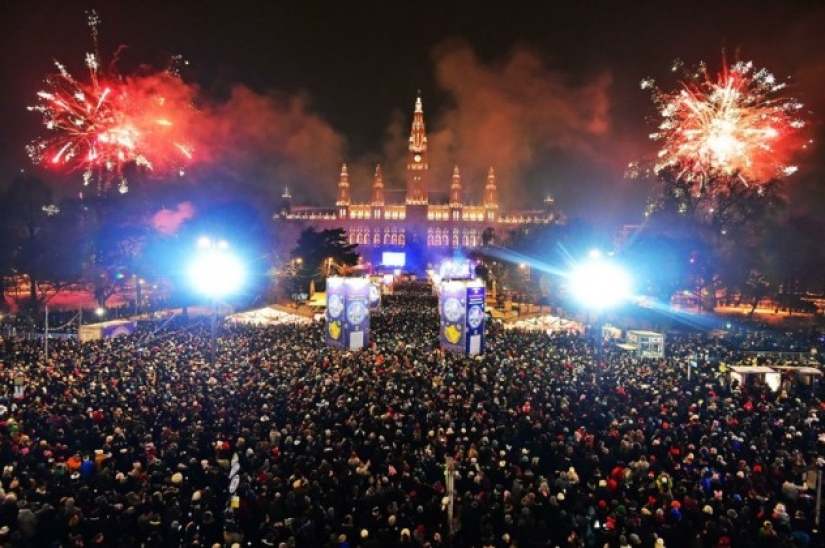 Top 10 cities to celebrate the New Year Top 10 cities to celebrate the New Year