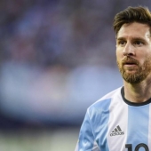 Top 15 Greatest Football Players of All Time