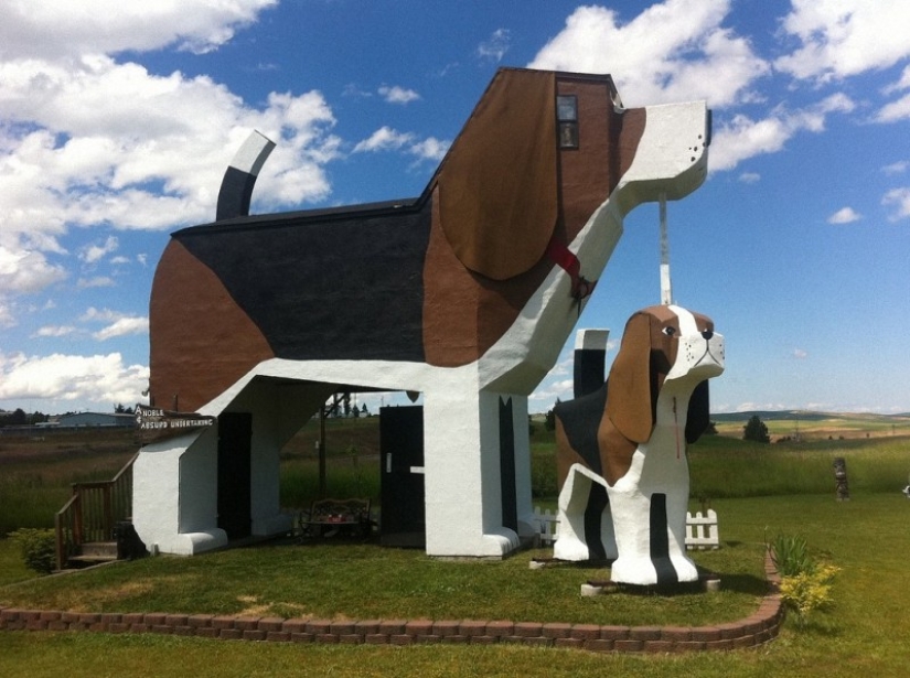 Top 20 Roadside Attractions in America