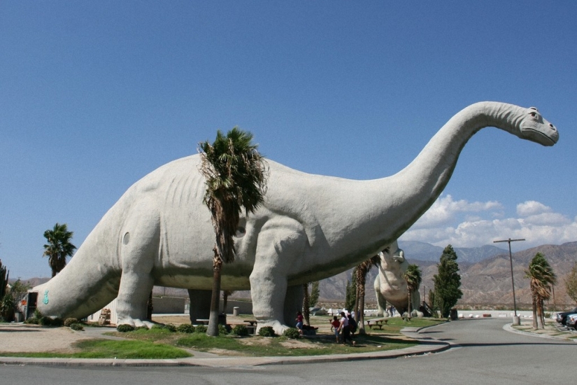 Top 20 Roadside Attractions in America