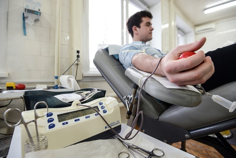 Total communism: what will happen if all the benefits of civilization are equally divided among Earthlings Total communism: what will happen if all the benefits of civilization are equally divided among Earthlings