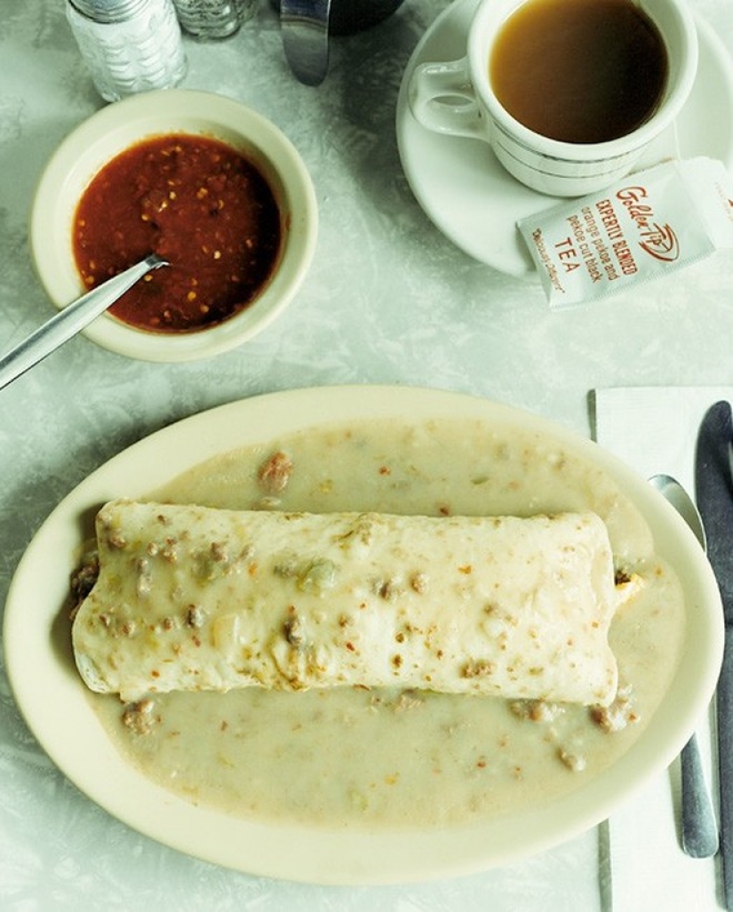 "Tourist's breakfast" "Tourist's breakfast"