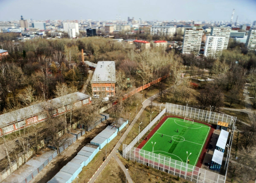 Toy Motherland: the urban landscapes of Russia in the tilt-shift lens