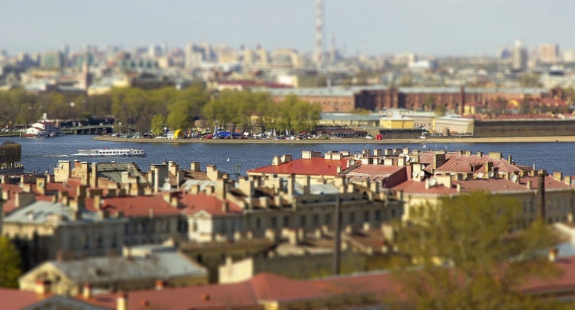 Toy Motherland: the urban landscapes of Russia in the tilt-shift lens