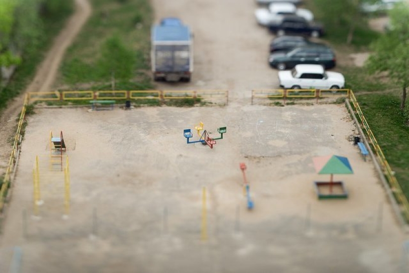 Toy Motherland: the urban landscapes of Russia in the tilt-shift lens