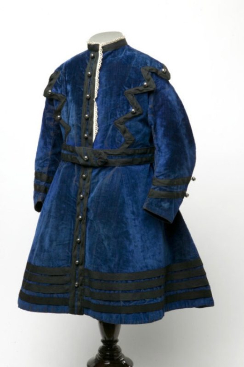 Transgender past centuries: the boys wore skirts to school Transgender past centuries: the boys wore skirts to school