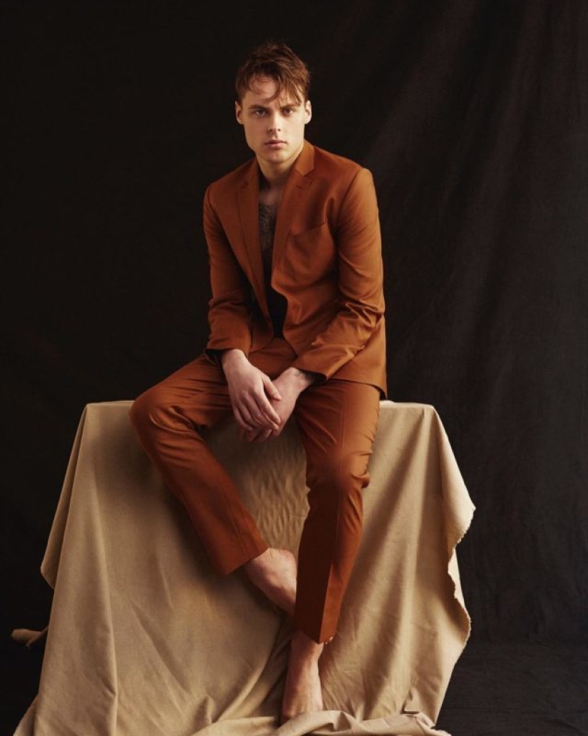 Travel, cool cars and modeling: how the world's youngest unmarried billionaire lives Travel, cool cars and modeling: how the world's youngest unmarried billionaire lives