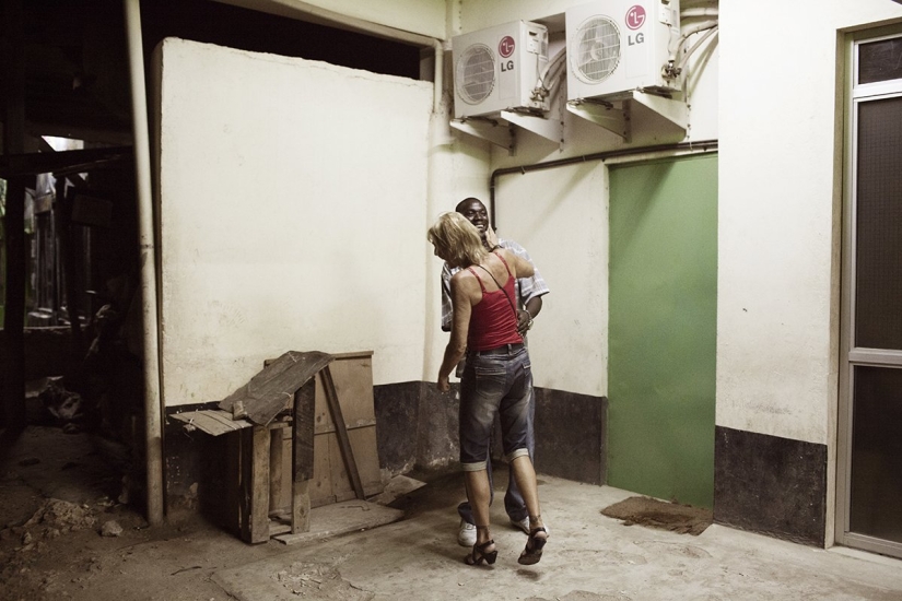 Turismo sexual femenino en Kenia