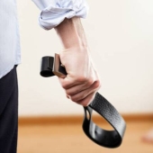 Twitter users told what and how their parents beat them in childhood