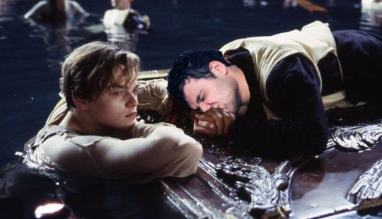 Two Oscars for this hero! Leonardo DiCaprio saved a drowning man in the open sea Two Oscars for this hero! Leonardo DiCaprio saved a drowning man in the open sea