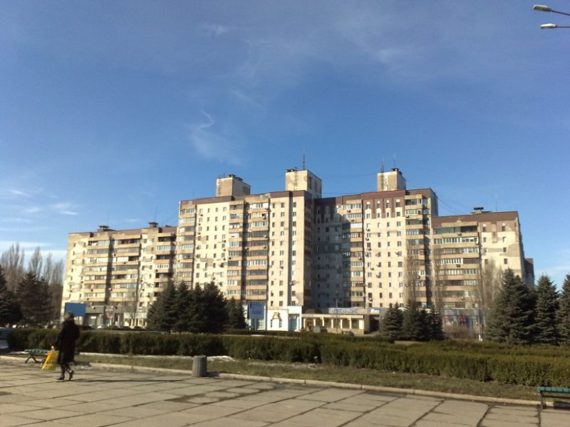 Ukraine is waiting for the onset of the "Ze hour". What was the leader of the presidential race Vladimir Zelensky like in his youth?