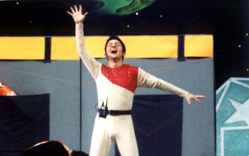 Ukraine is waiting for the onset of the "Ze hour". What was the leader of the presidential race Vladimir Zelensky like in his youth?