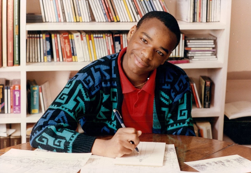 Un artista autista echó un vistazo a Manhattan desde un helicóptero y lo dibujó en todos sus detalles de memoria