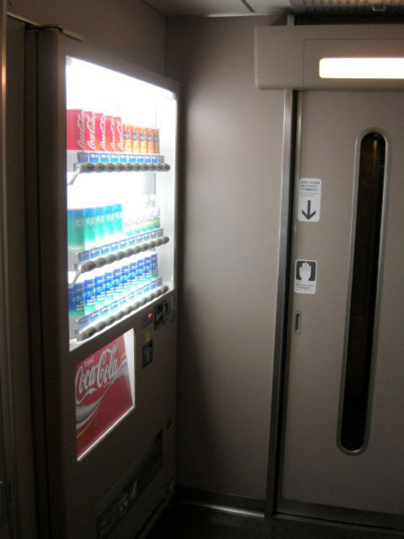 Un asiento reservado en el tren nocturno japonés Sunrise Izumo