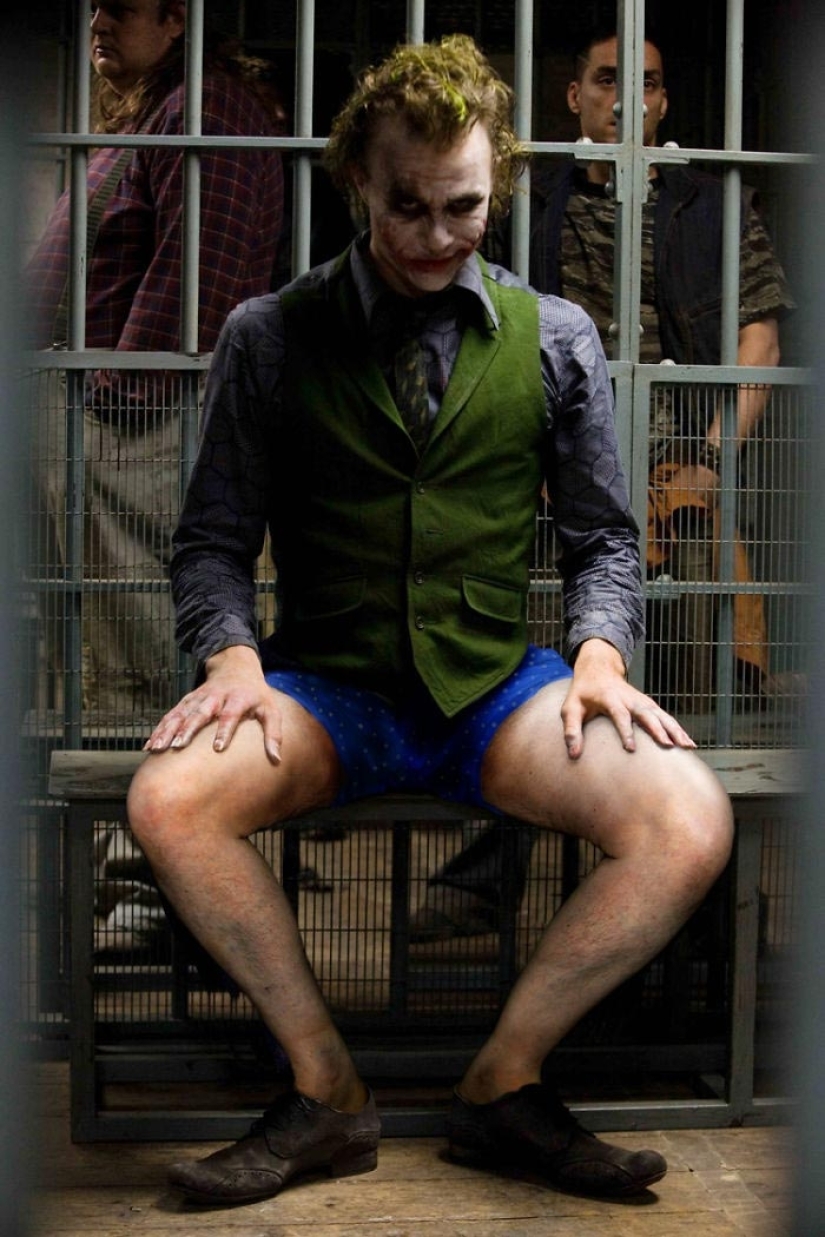 Un día sin pantalones! Clint Eastwood, el Papa, Iron Man y otros participan