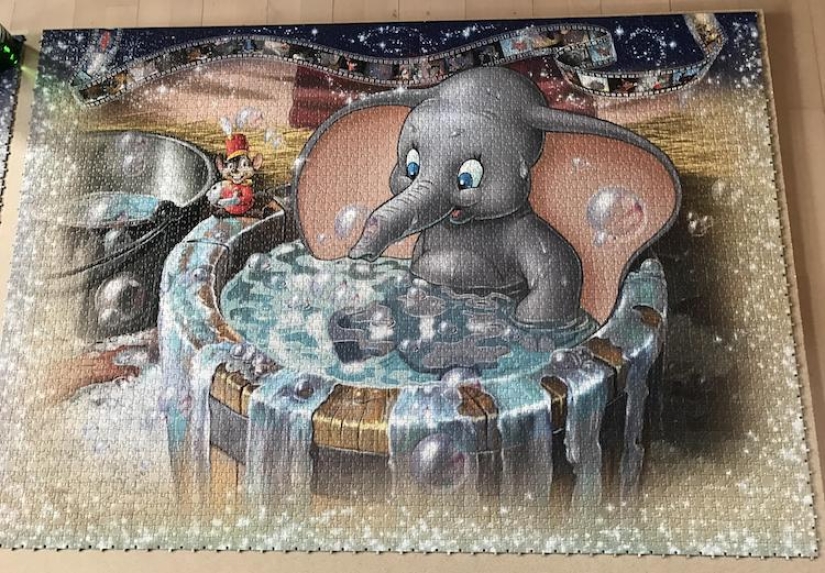 Un estudiante danés coleccionó el rompecabezas más grande del mundo en 460 horas