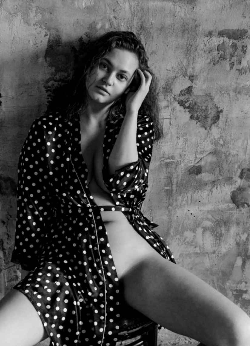 Un funcionario de Tyumen que fue despedido por una sesión de fotos tuvo la oportunidad de convertirse en modelo erótico