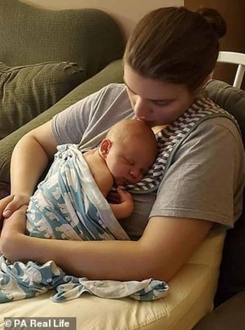 Un hombre se convirtió en donante de esperma para un amigo transgénero y su esposa, con quienes solía tener aventuras