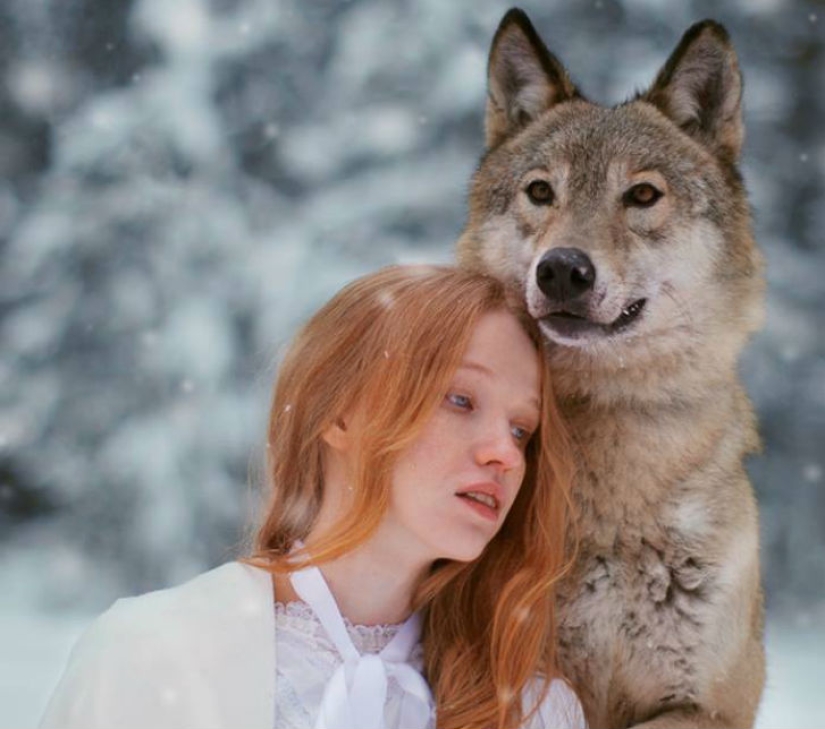 Un mundo donde la belleza y los animales salvajes viven en armonía Un mundo donde la belleza y los animales salvajes viven en armonía