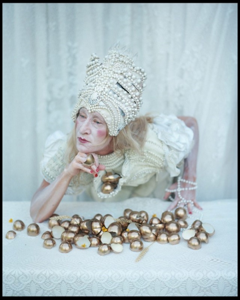 Un mundo fabuloso en las obras de Uldus Un mundo fabuloso en las obras de Uldus