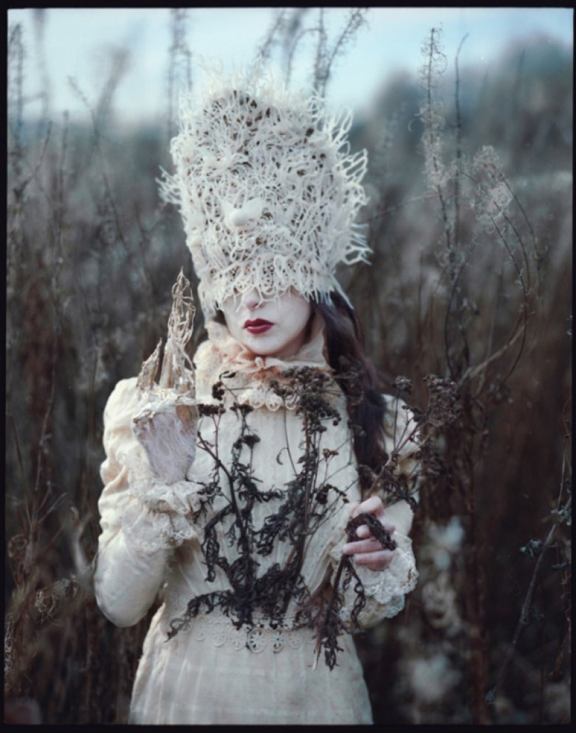 Un mundo fabuloso en las obras de Uldus Un mundo fabuloso en las obras de Uldus