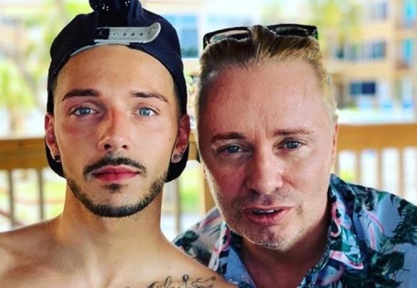 Un padre gay se ha enamorado del exnovio de su hija y quiere tener hijos con él