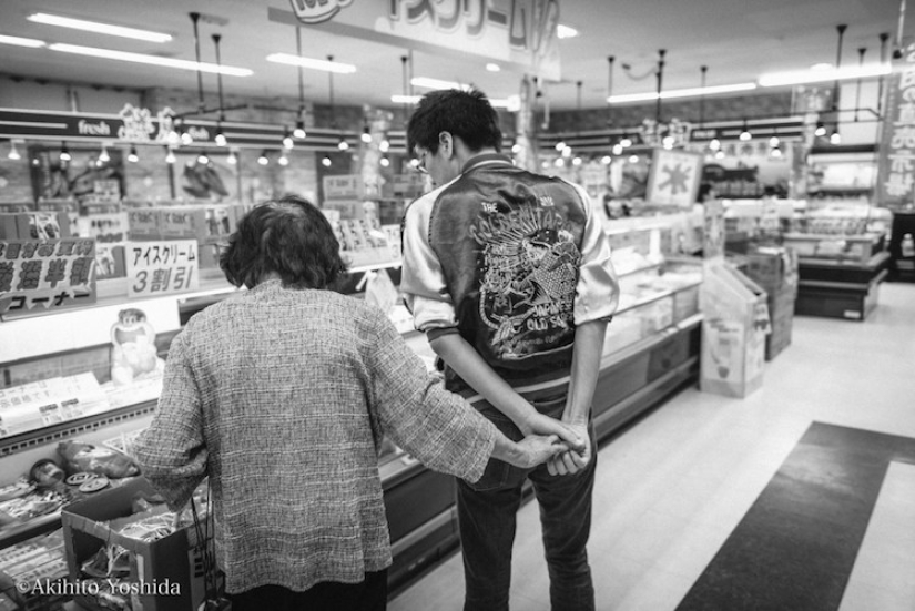 Un proyecto fotográfico sobre hombres que lloran, destruyendo estereotipos conocidos Un proyecto fotográfico sobre hombres que lloran, destruyendo estereotipos conocidos
