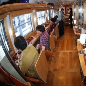 Un viaje de buen Gusto: Un viaje solitario en un tren de restaurante japonés