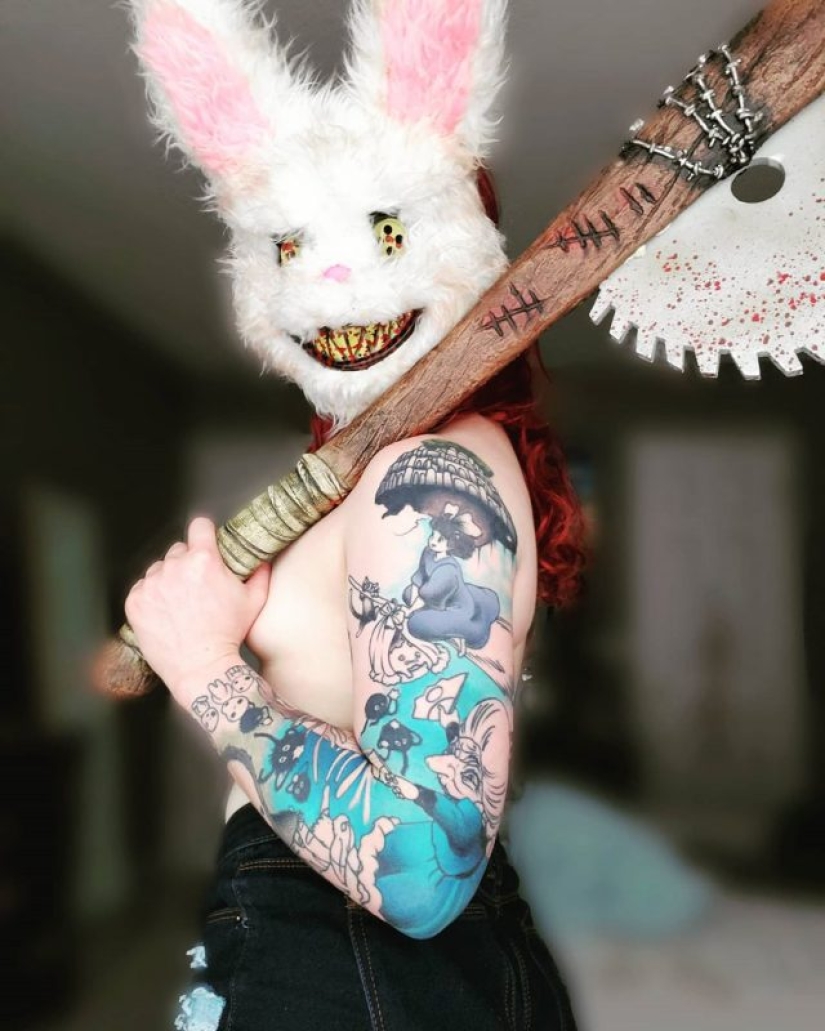 Una chica mecánica perdió su trabajo a causa de fotos sinceras en un sitio" para adultos"