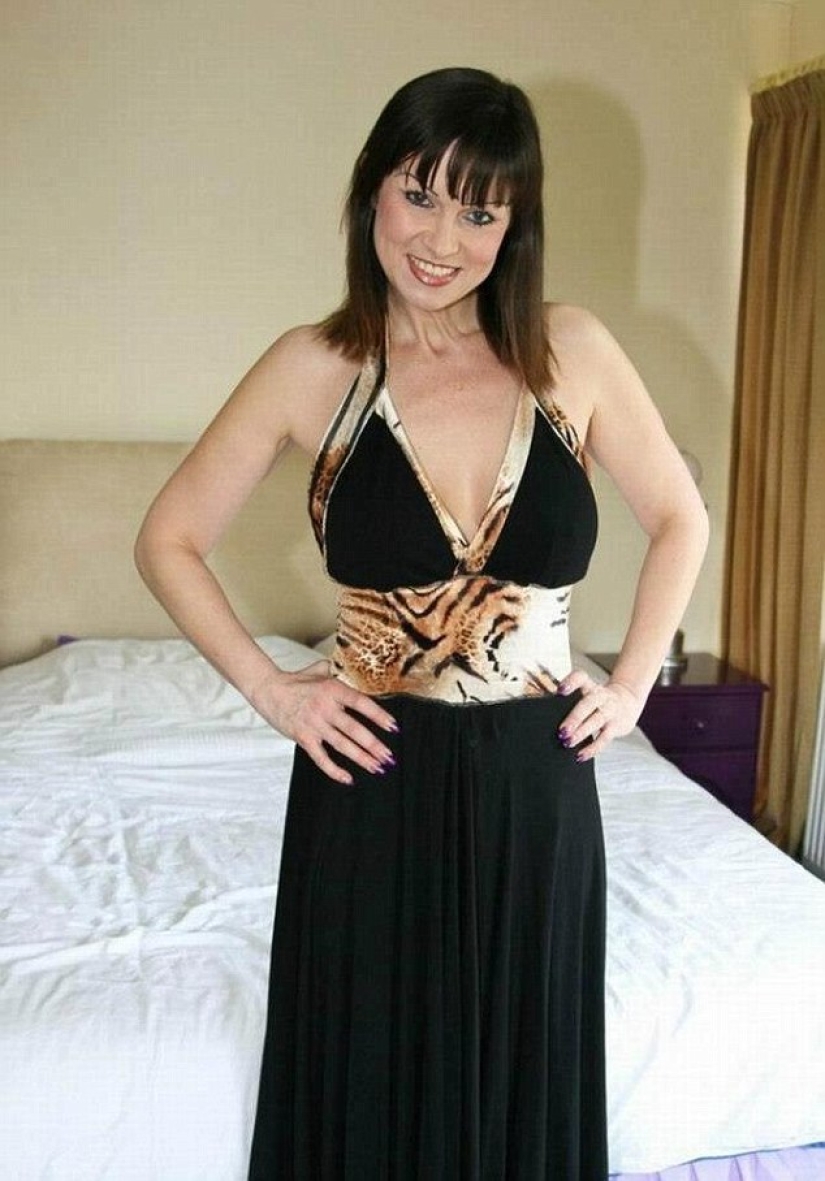 Una fanática de plástico de 50 años se jactó de que parece de 30 años