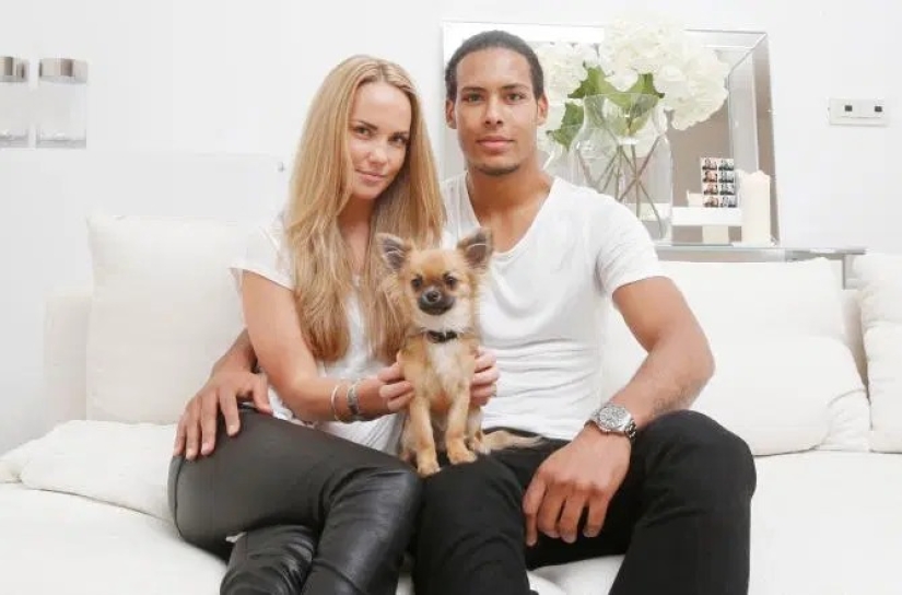 Una hermosa pareja del mundo del fútbol: el encantador Ricky Neutgerag y su esposo, el mejor jugador de la Premier League Virgil Van Dijk