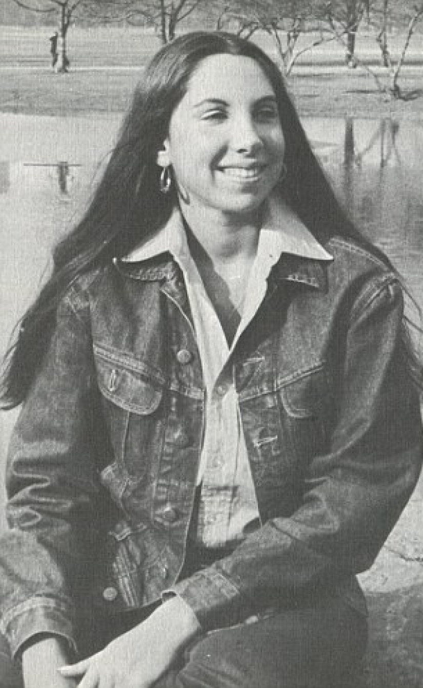 Una historia de éxito por el contrario: cómo una rica heredera llegó a vivir en un banco de un parque