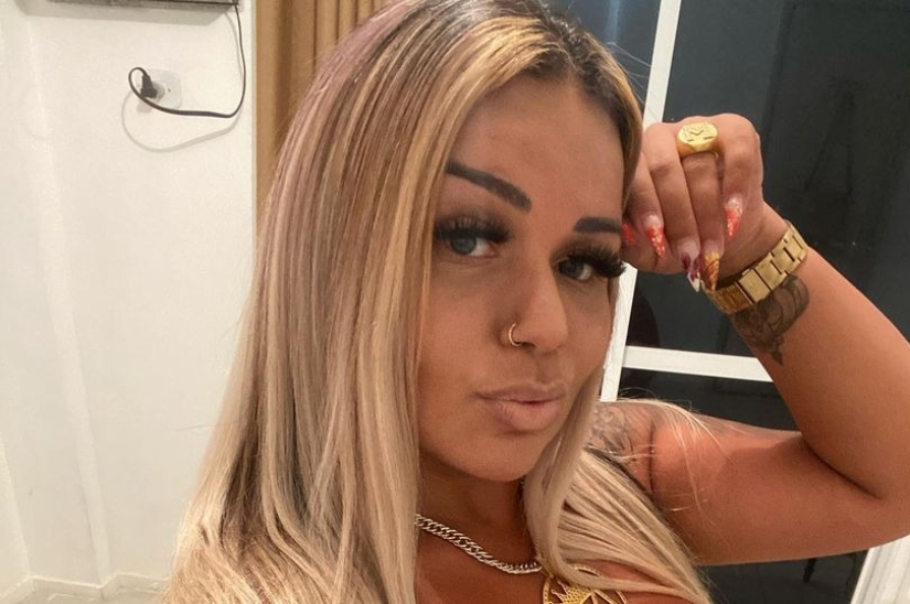 Una joven madre de Brasil perdió 70 kg en dos años y se convirtió en una modelo exitosa