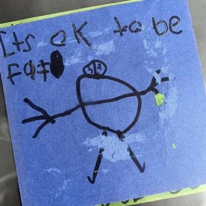 Una madre de Australia se convirtió de una mujer gorda en una niña delgada gracias al dibujo de su hijo