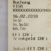 Una mujer rusa desempleada que vive en Francia dejó por error seis mil euros en propinas por café y un pedazo de pastel