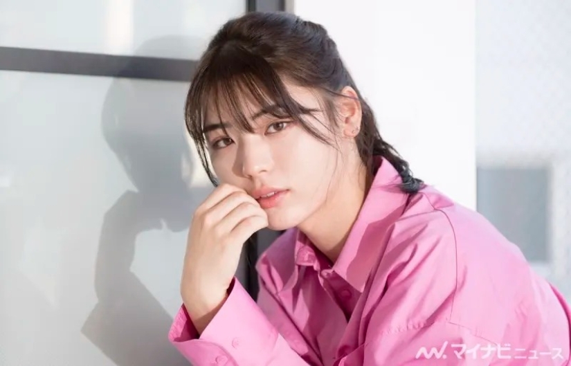 Una niña o una visión: un japonés de 19 años impresiona con su feminidad