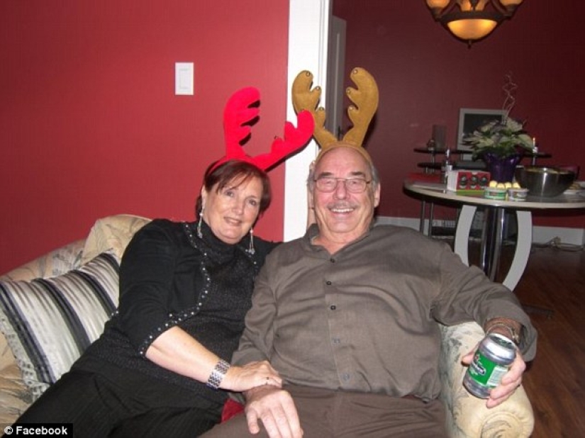 Una pareja casada de 62 años se despide porque no pueden establecerse juntos Una pareja casada de 62 años se despide porque no pueden establecerse juntos