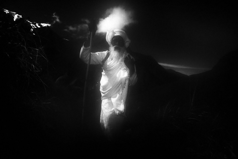 Una peregrinación difícil en el Himalaya Una peregrinación difícil en el Himalaya