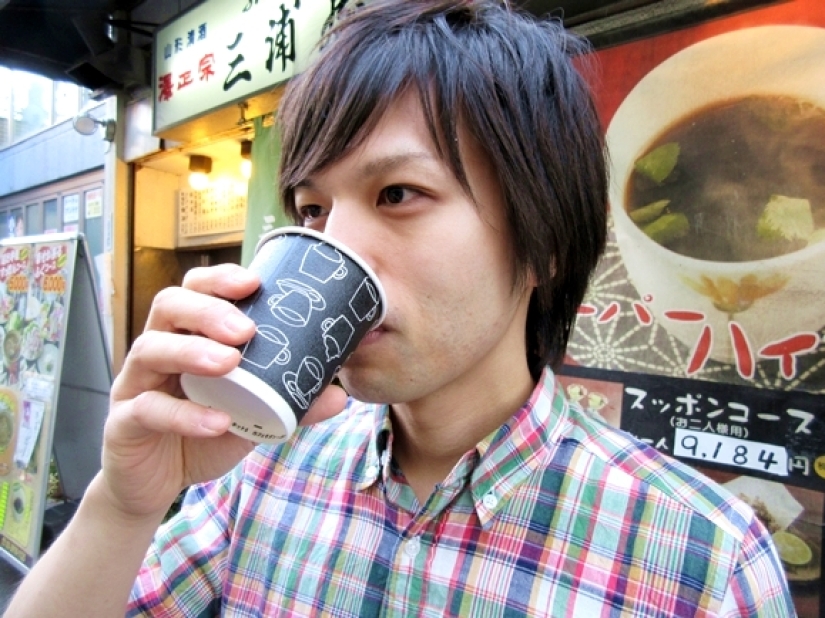 Una periodista japonesa pasó un día como mujer y dijo: "¡No quiero más!" Una periodista japonesa pasó un día como mujer y dijo: "¡No quiero más!"