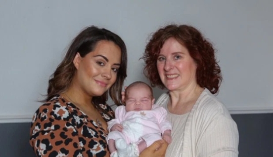 Under one star: baby, mother and grandmother were born on the same day