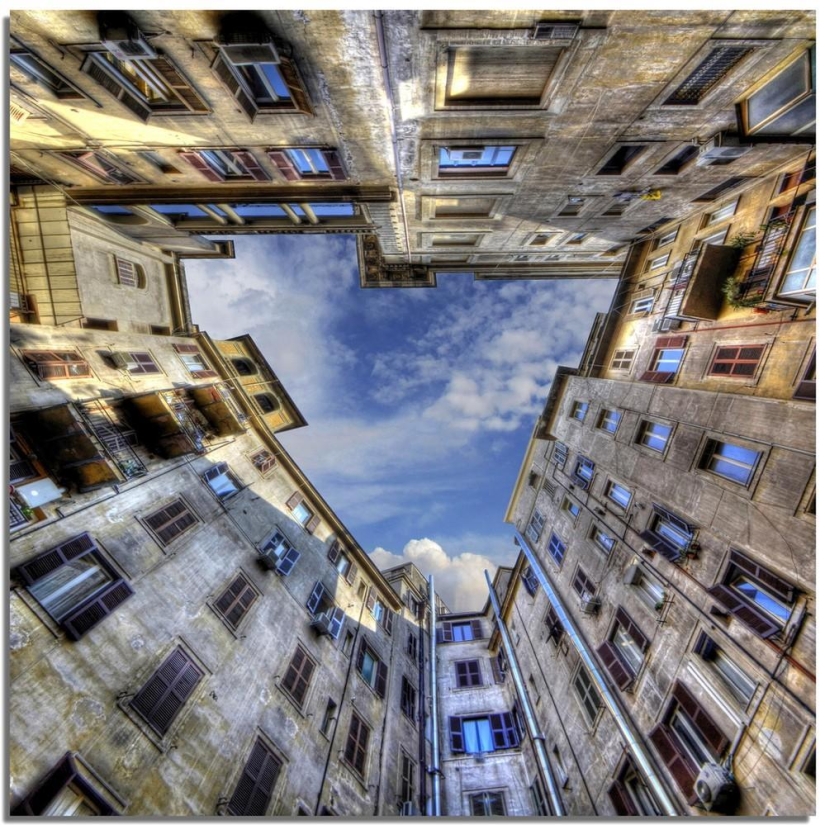 Under your feet, above your head: the dizzying buildings of Stefano Scarselli