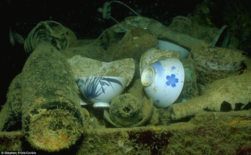 Underwater graveyard of ships on the Chuuk Islands Underwater graveyard of ships on the Chuuk Islands
