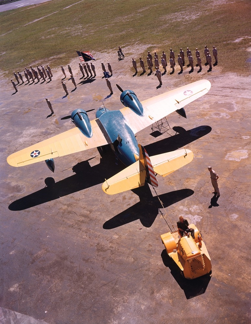 Unique photos of the 1940s in color codes. Unique photos of the 1940s in color codes.