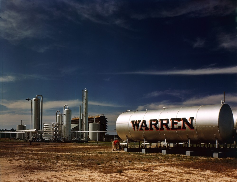 Unique photos of the 1940s in color codes. Unique photos of the 1940s in color codes.