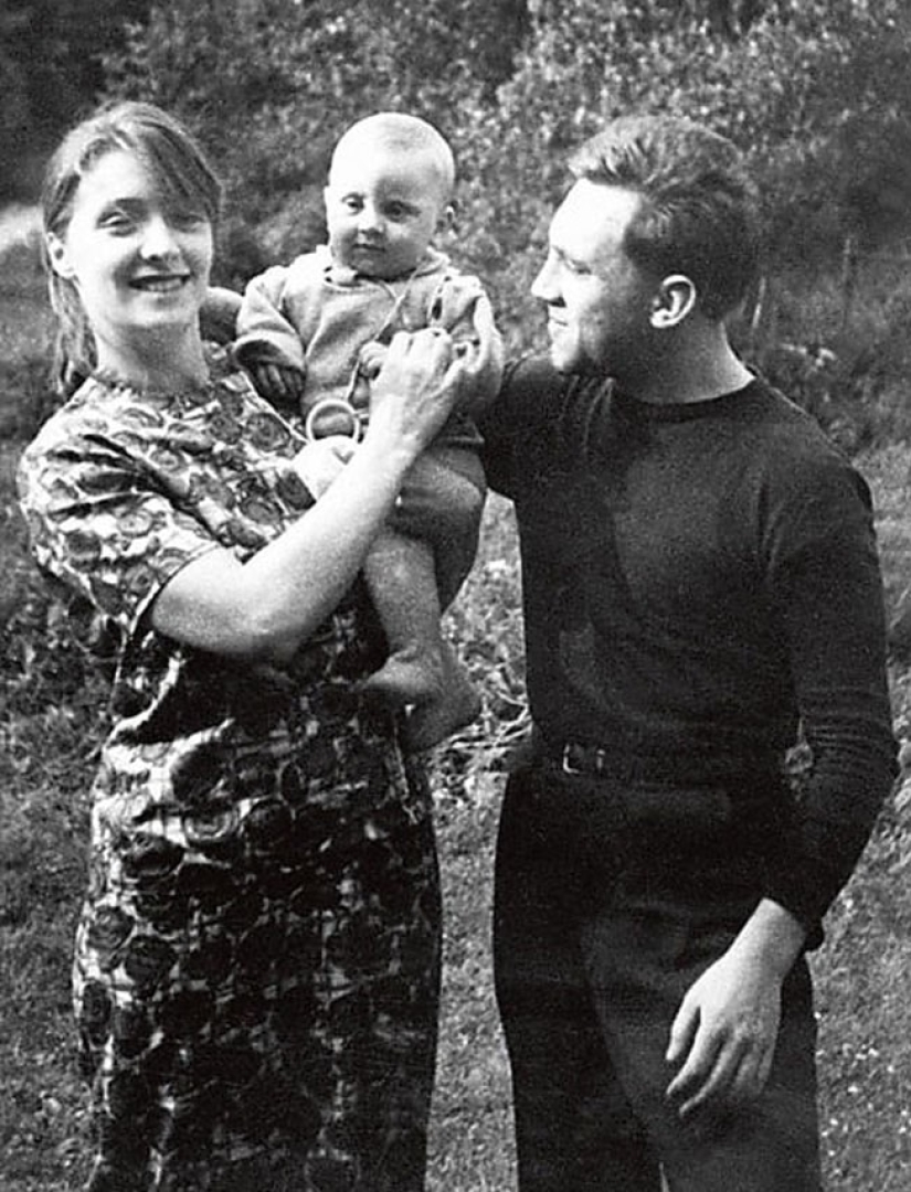 Unique photos of Vladimir Vysotsky