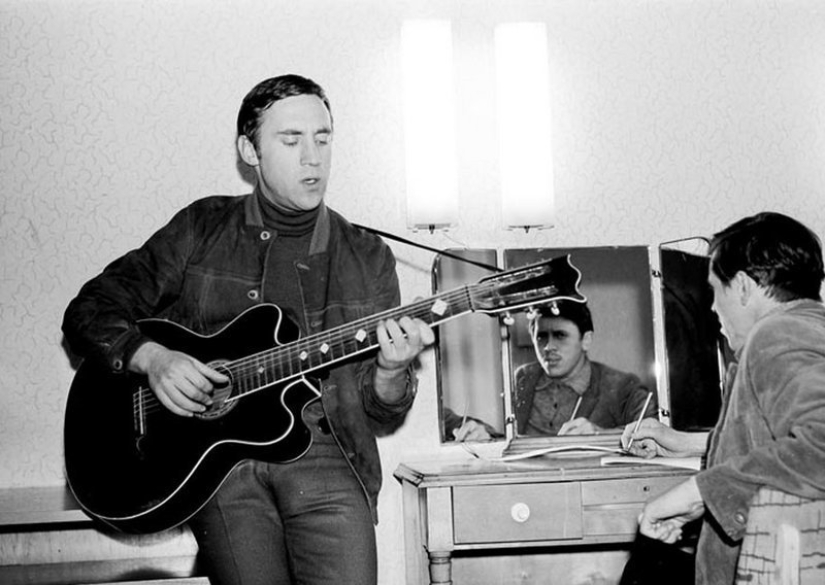 Unique photos of Vladimir Vysotsky